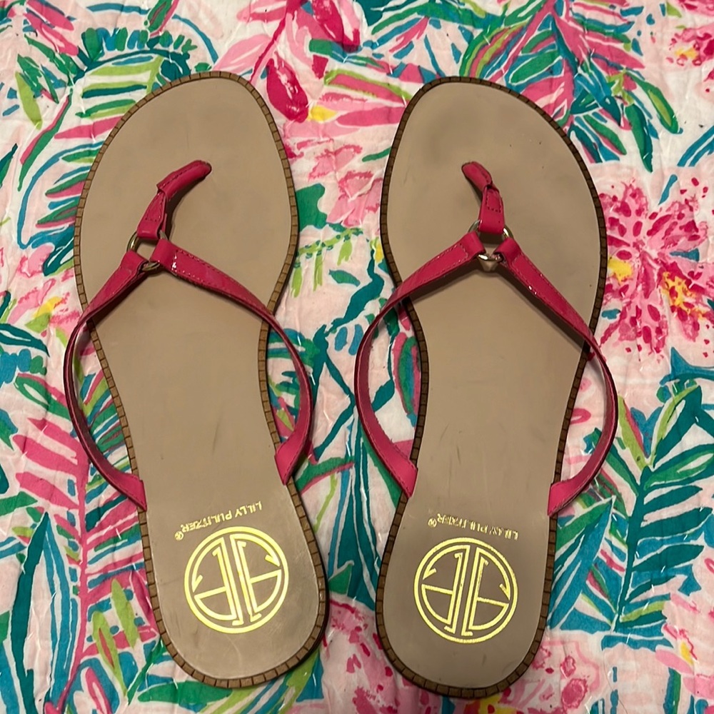 New Lilly Pulitzer sandals size 9